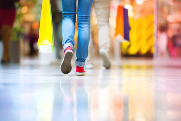 mall walking is a positive winter activity